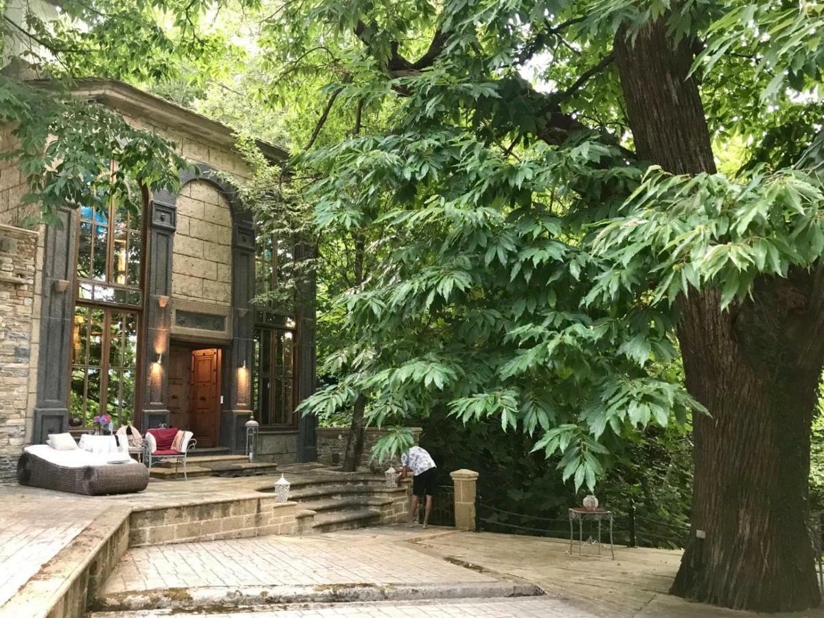 Chateau Cascara Mourésion Esterno foto